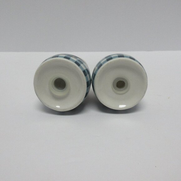 Vintage Ceramic Rooster Decor Salt And Pepper Shaker Set 3.5 Inch - Picture 5 of 5